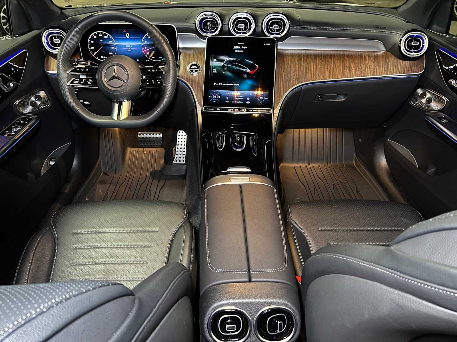 2025 Mercedes-Benz GLC 300 GLC 300