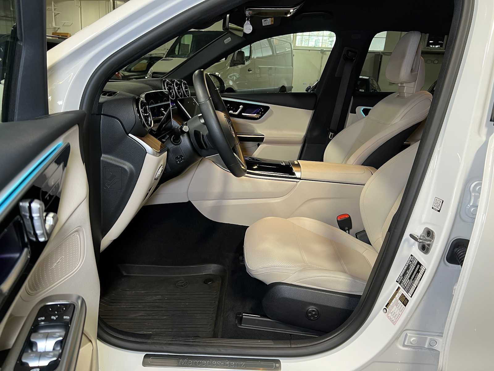 2025 Mercedes-Benz GLC GLC 300