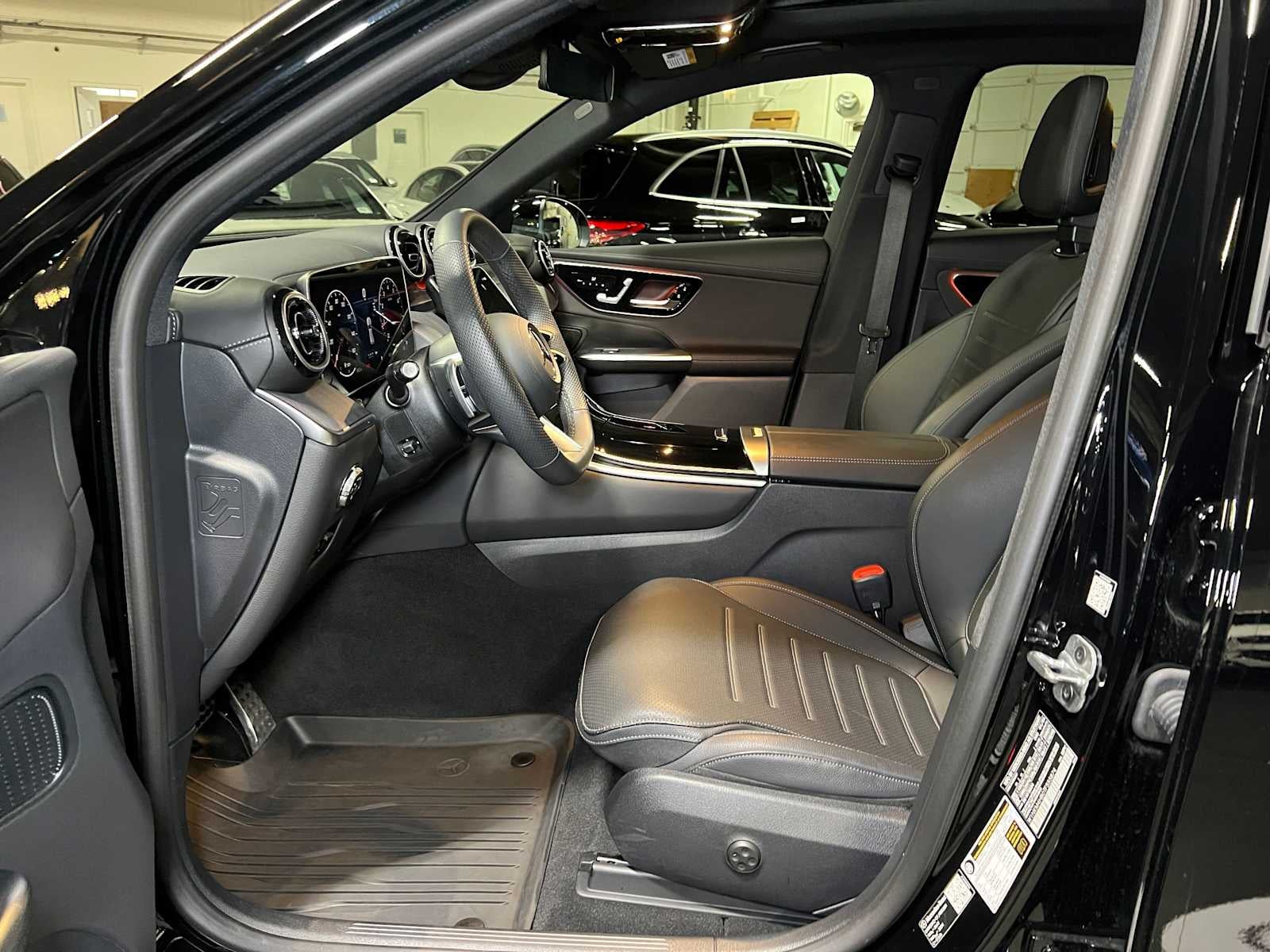 2026 Mercedes-Benz GLC 300 4MATIC® SUV