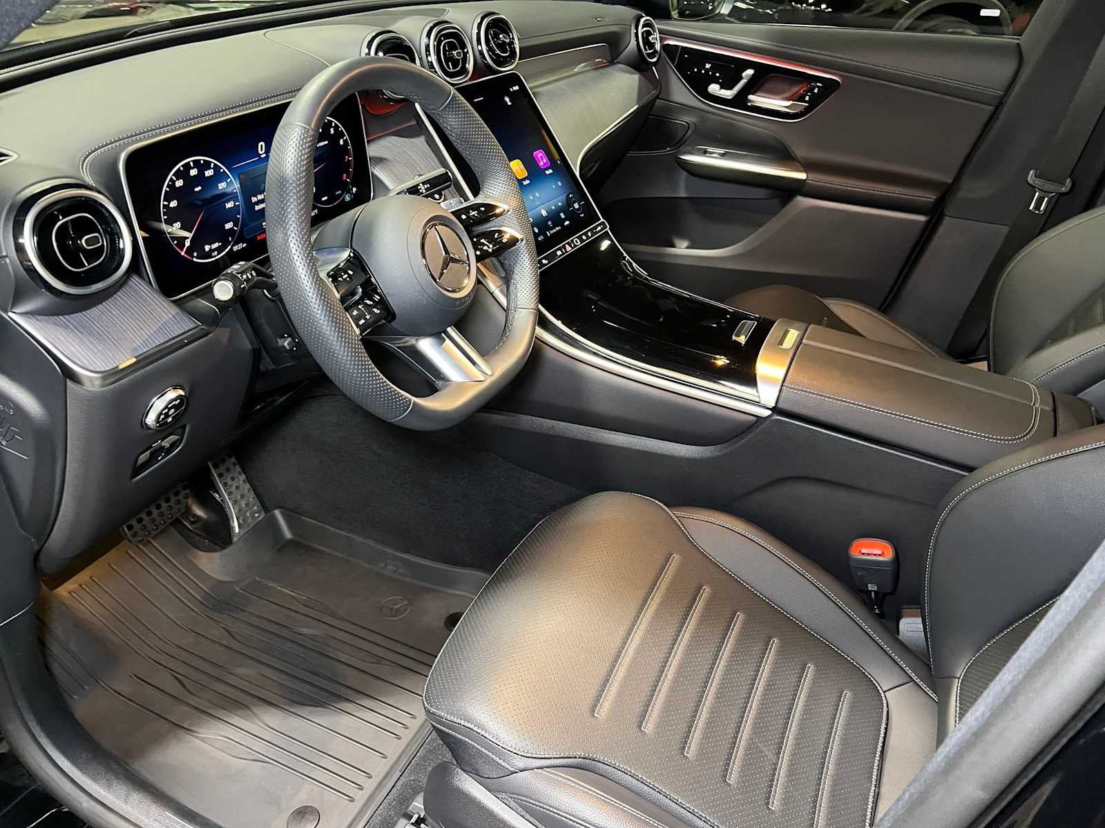 2026 Mercedes-Benz GLC 300 4MATIC® SUV