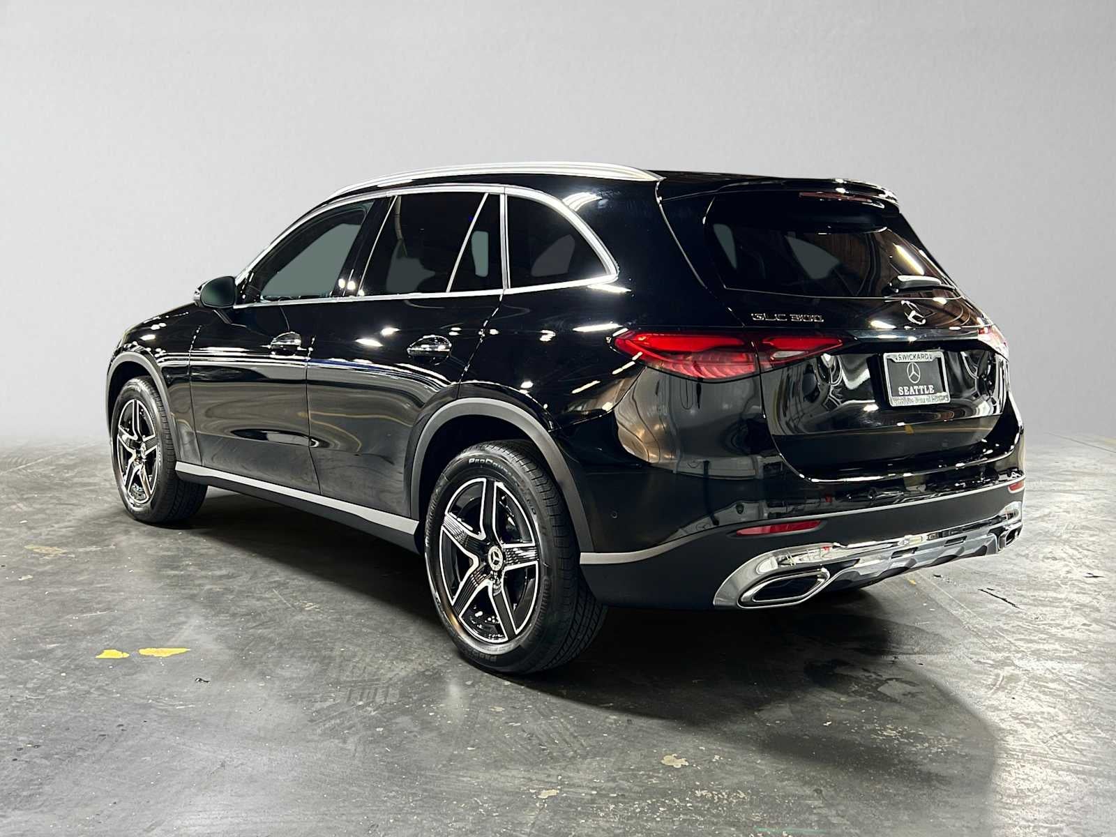 2026 Mercedes-Benz GLC 300 4MATIC® SUV