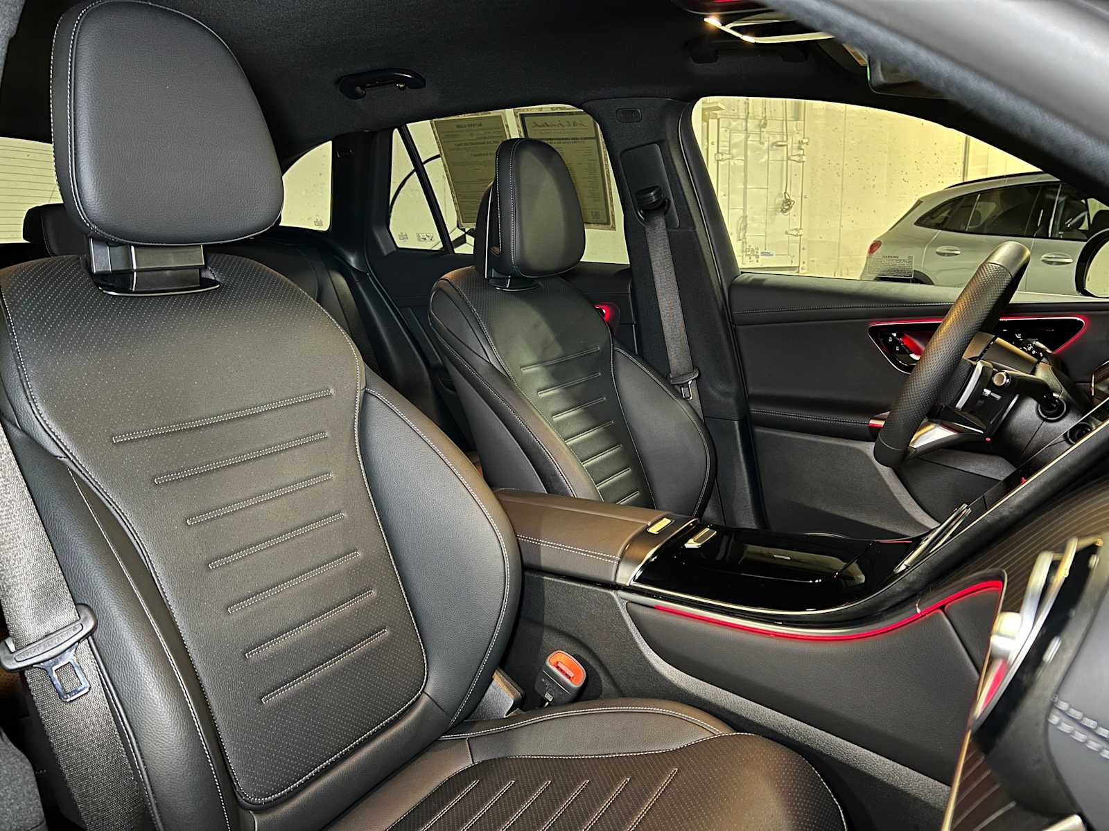 2025 Mercedes-Benz GLC 300 GLC 300