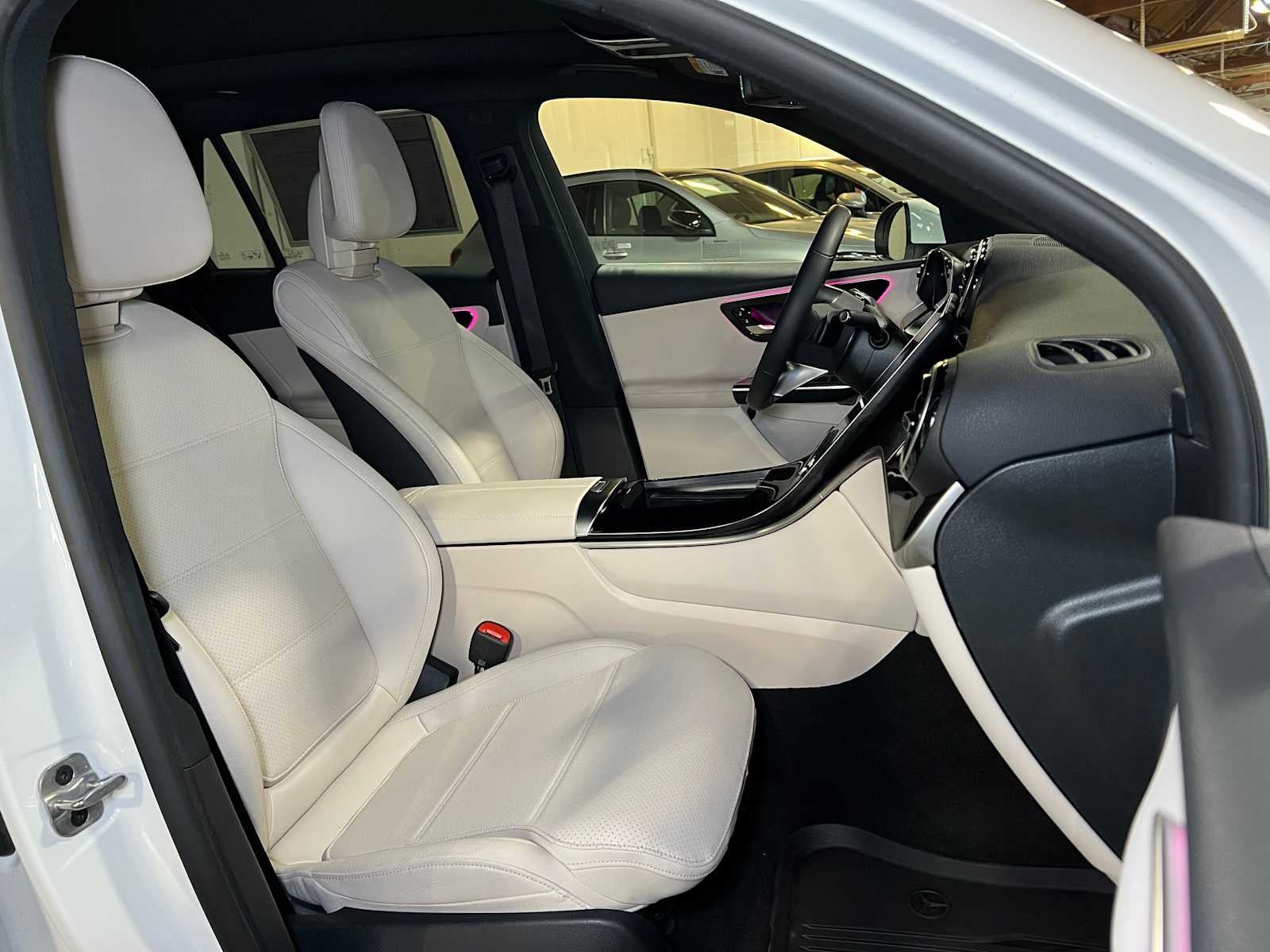 2025 Mercedes-Benz GLC 300 GLC 300