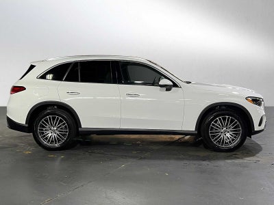 2025 Mercedes-Benz GLC 300 GLC 300
