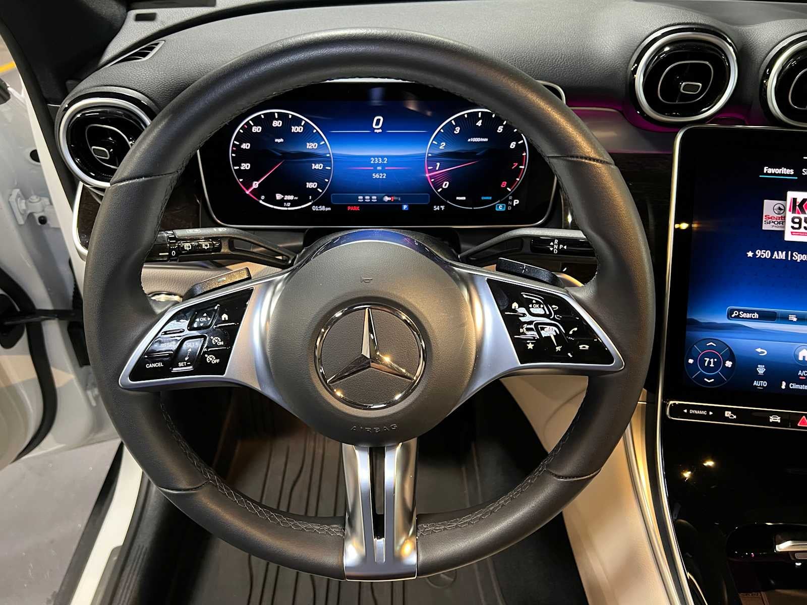 2025 Mercedes-Benz GLC 300 GLC 300