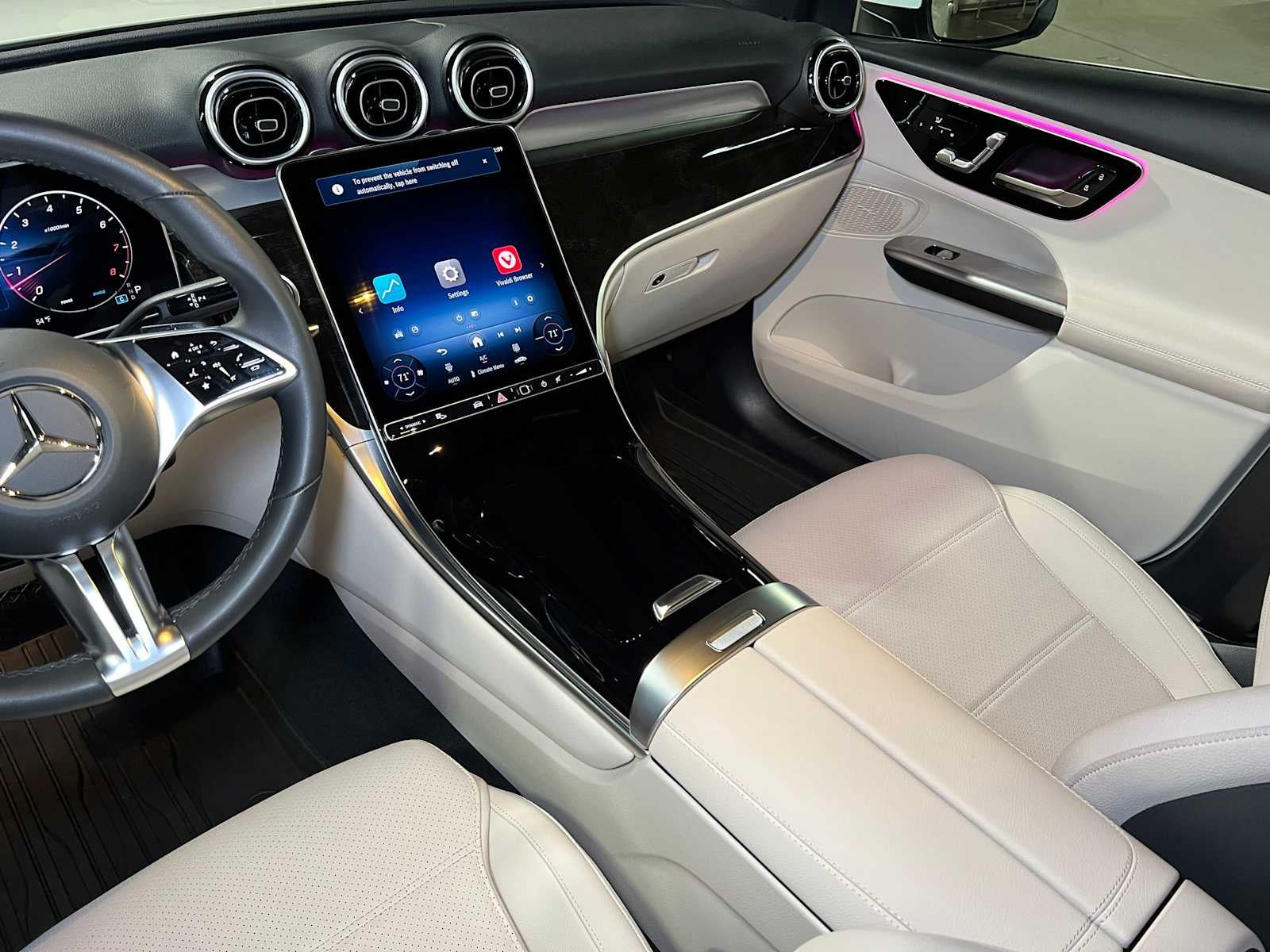 2025 Mercedes-Benz GLC 300 GLC 300