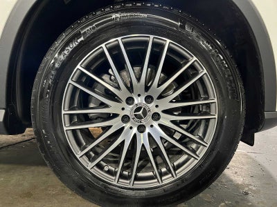 2025 Mercedes-Benz GLC 300 GLC 300