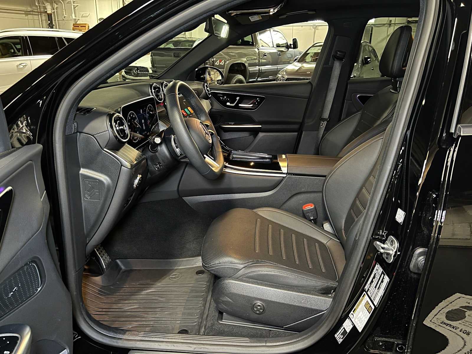 2026 Mercedes-Benz GLC 300 4MATIC® SUV