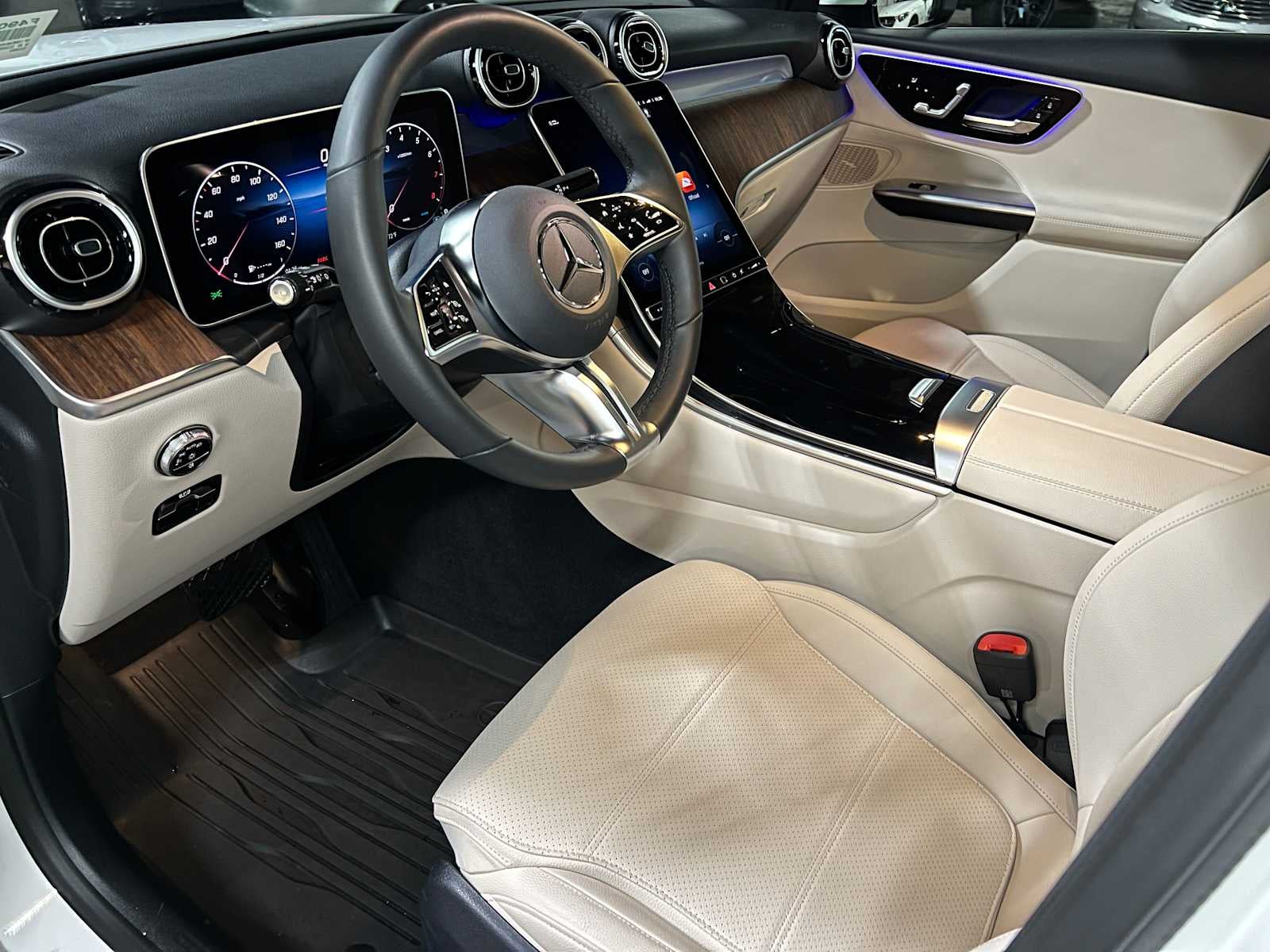 2026 Mercedes-Benz GLC 300 4MATIC® SUV
