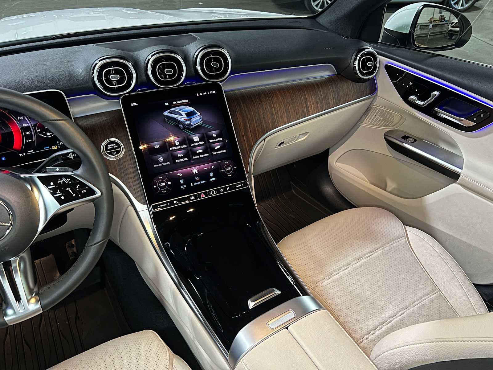 2026 Mercedes-Benz GLC 300 4MATIC® SUV