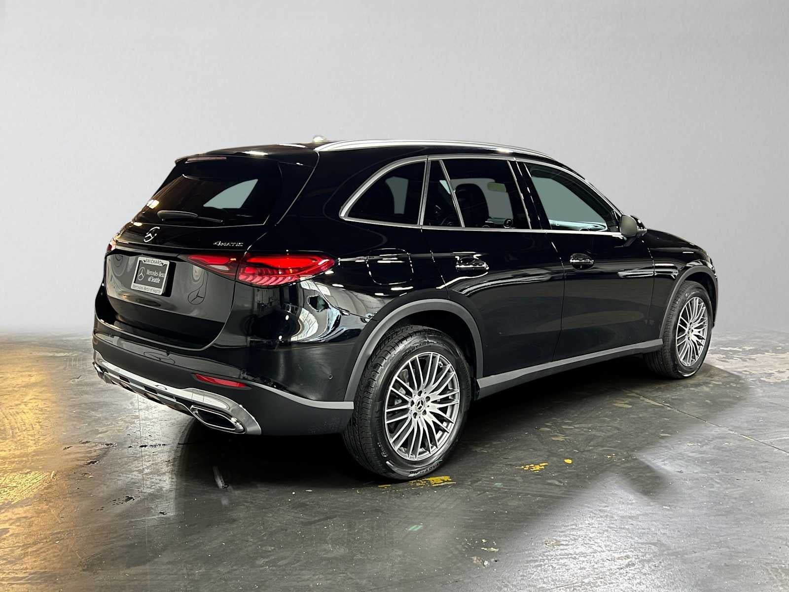 2026 Mercedes-Benz GLC 300 4MATIC® SUV