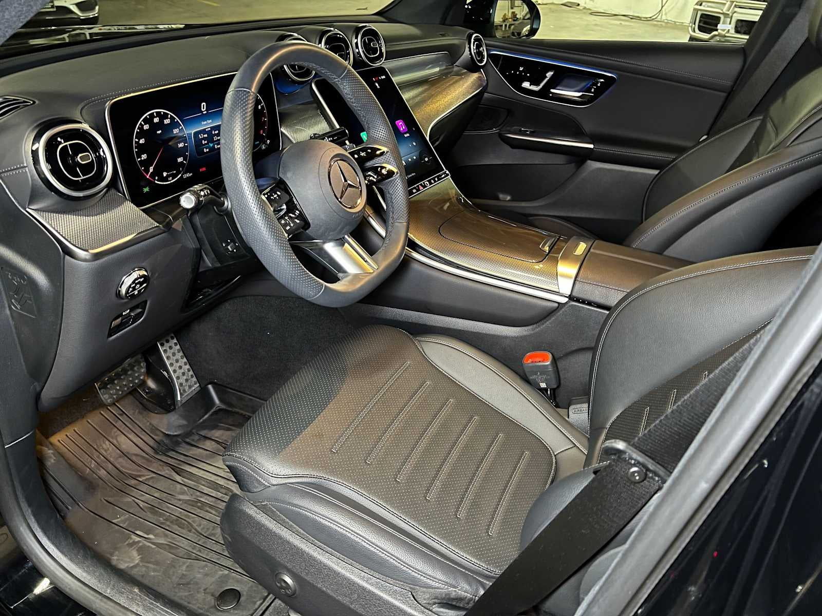 2026 Mercedes-Benz GLC 300 4MATIC® SUV