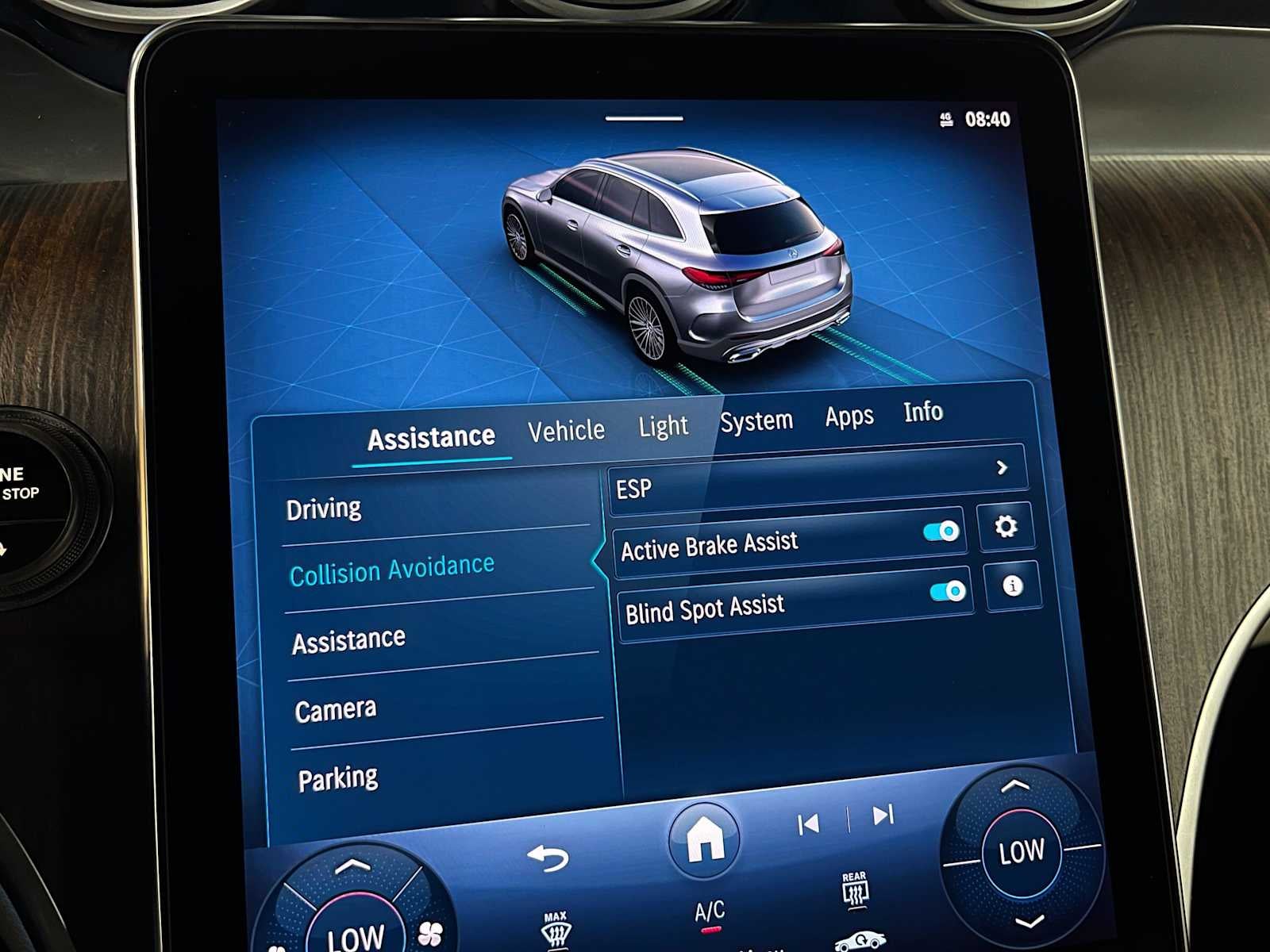 2026 Mercedes-Benz GLC 300 4MATIC® SUV