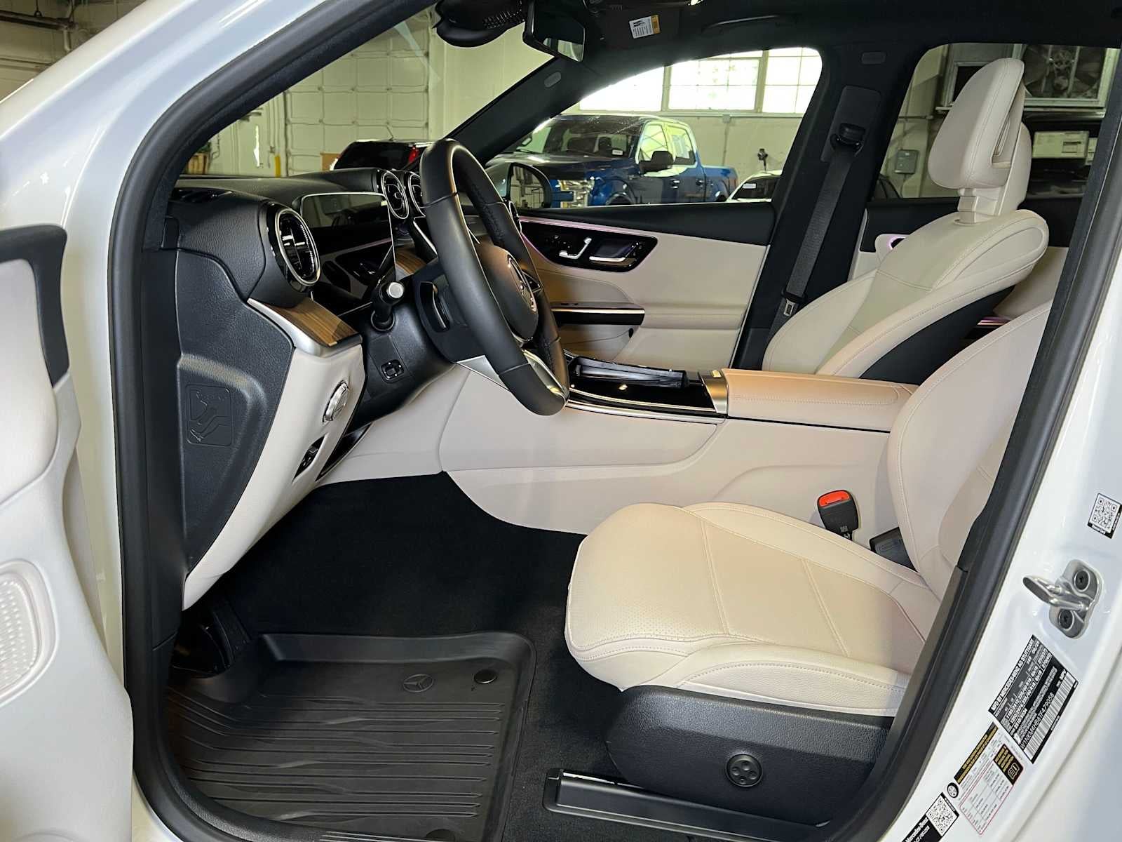 2026 Mercedes-Benz GLC 300 4MATIC® SUV