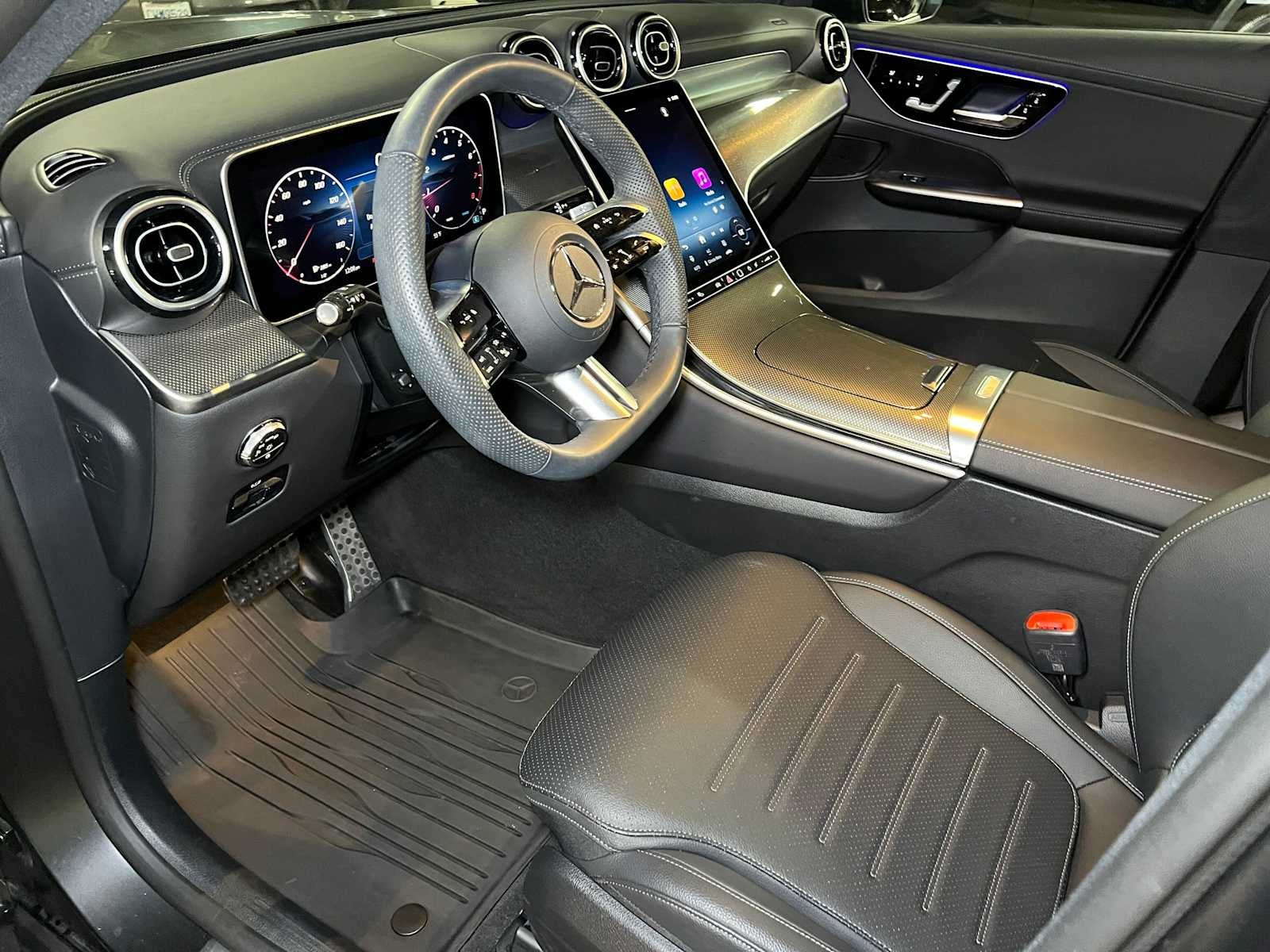 2026 Mercedes-Benz GLC 300 4MATIC® SUV