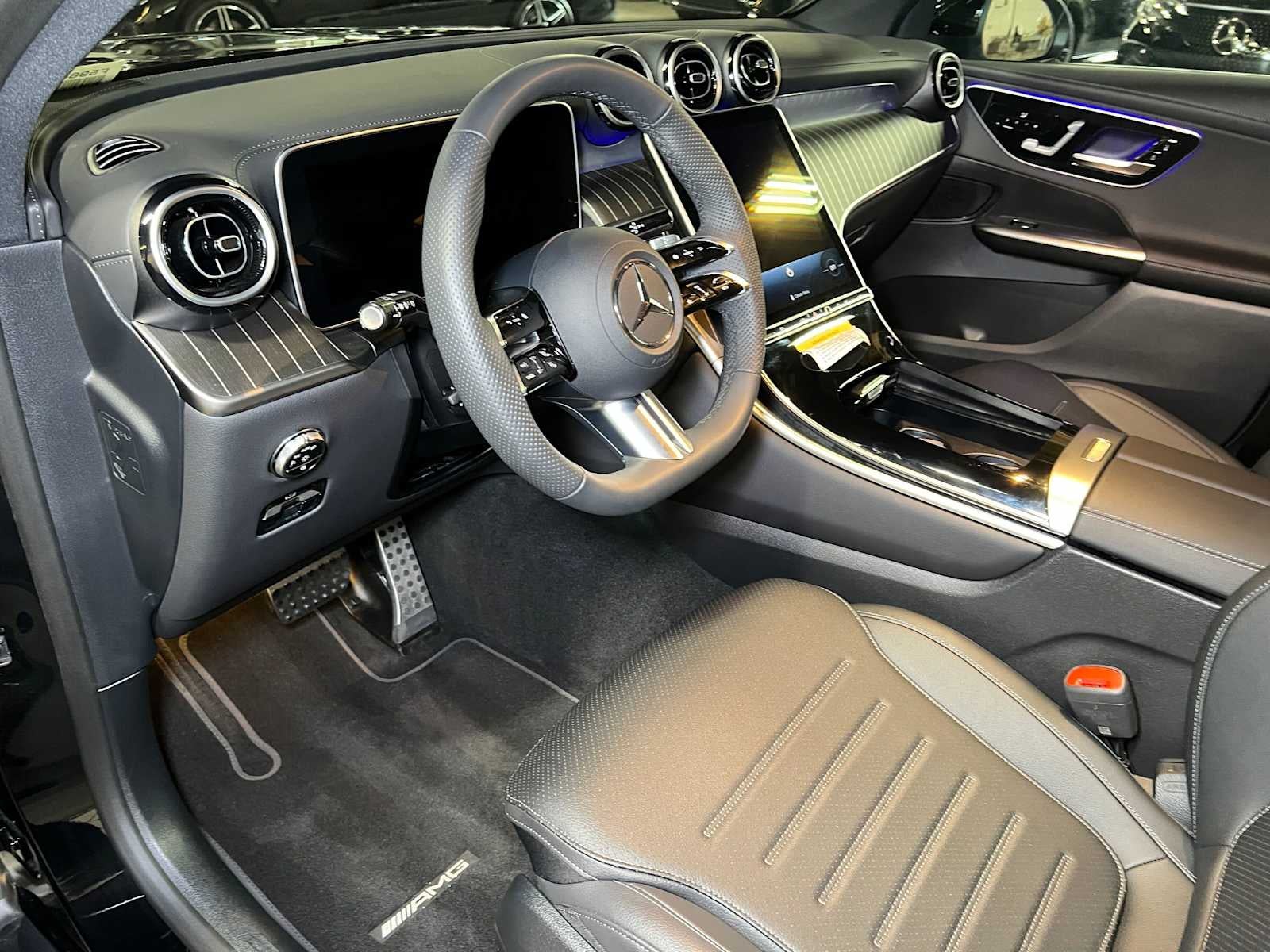 2026 Mercedes-Benz GLC 300 4MATIC® SUV