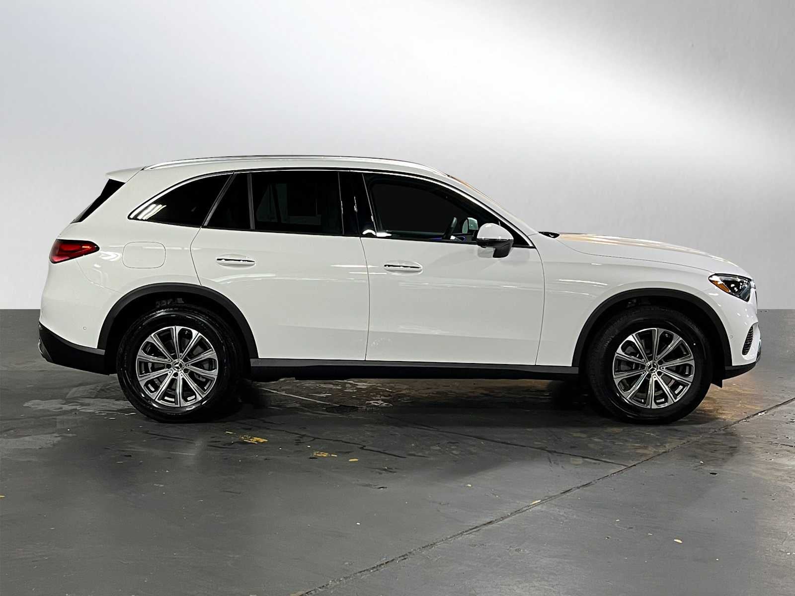 2025 Mercedes-Benz GLC 300 GLC 300