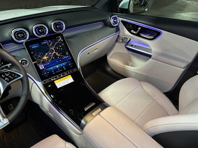 2025 Mercedes-Benz GLC 300 GLC 300