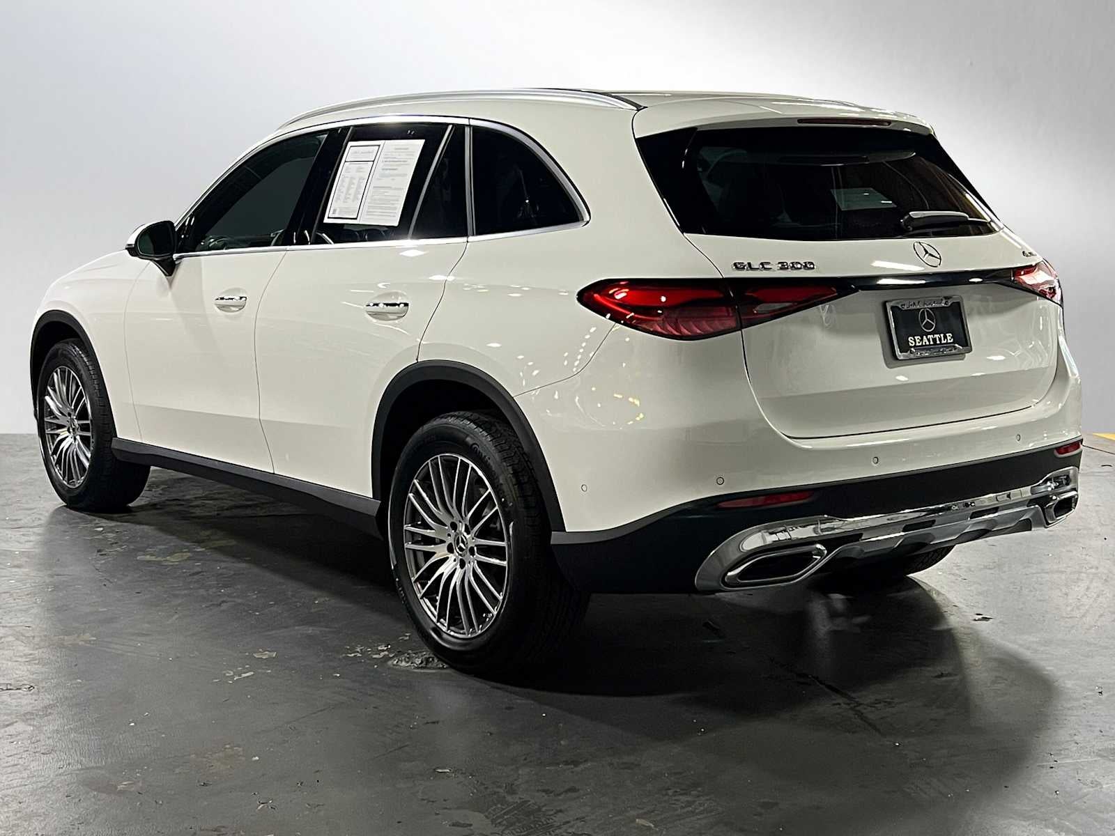 2025 Mercedes-Benz GLC 300 4MATIC® SUV