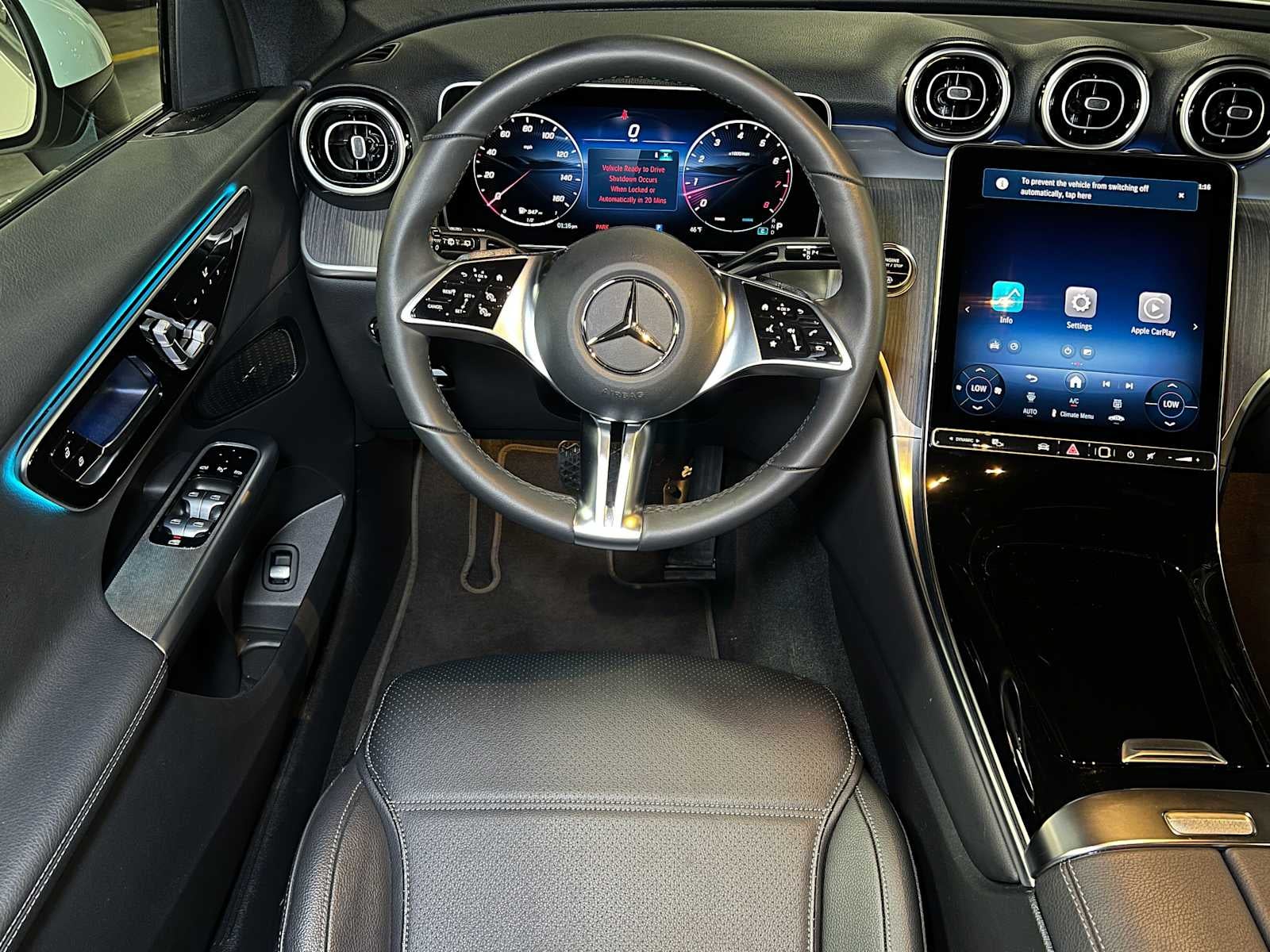 2025 Mercedes-Benz GLC 300 GLC 300