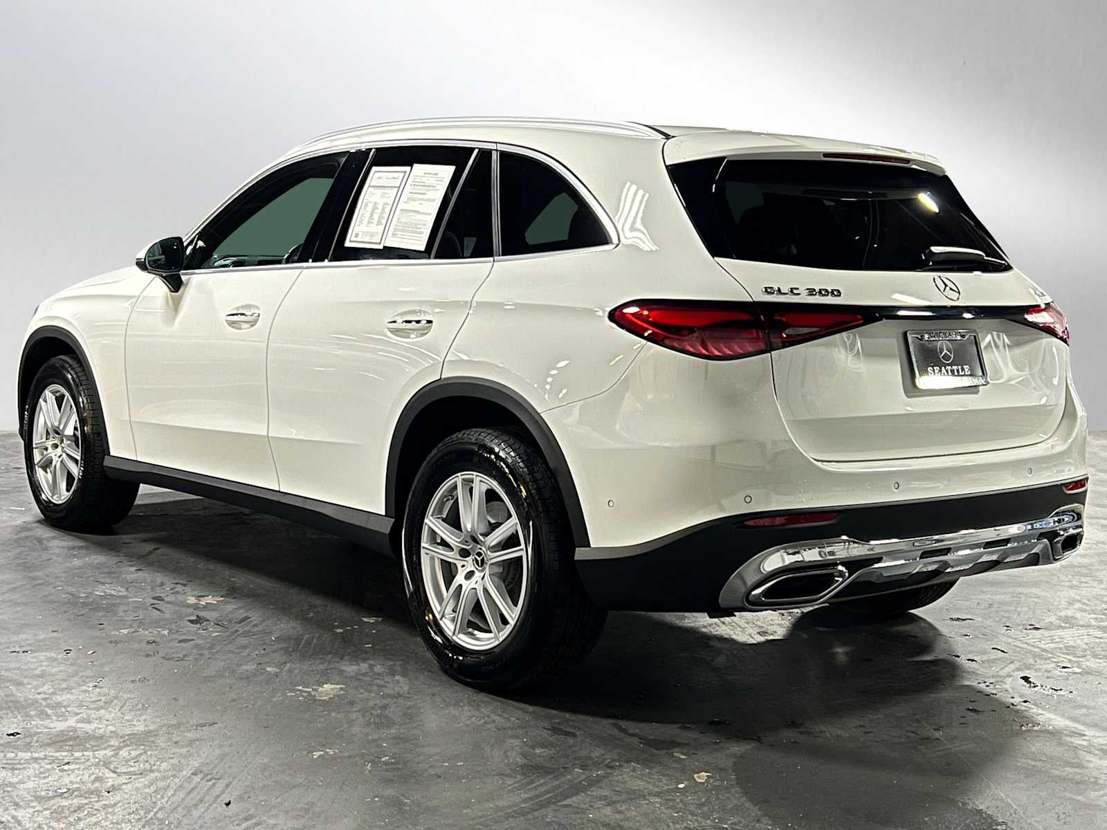 2025 Mercedes-Benz GLC 300 GLC 300
