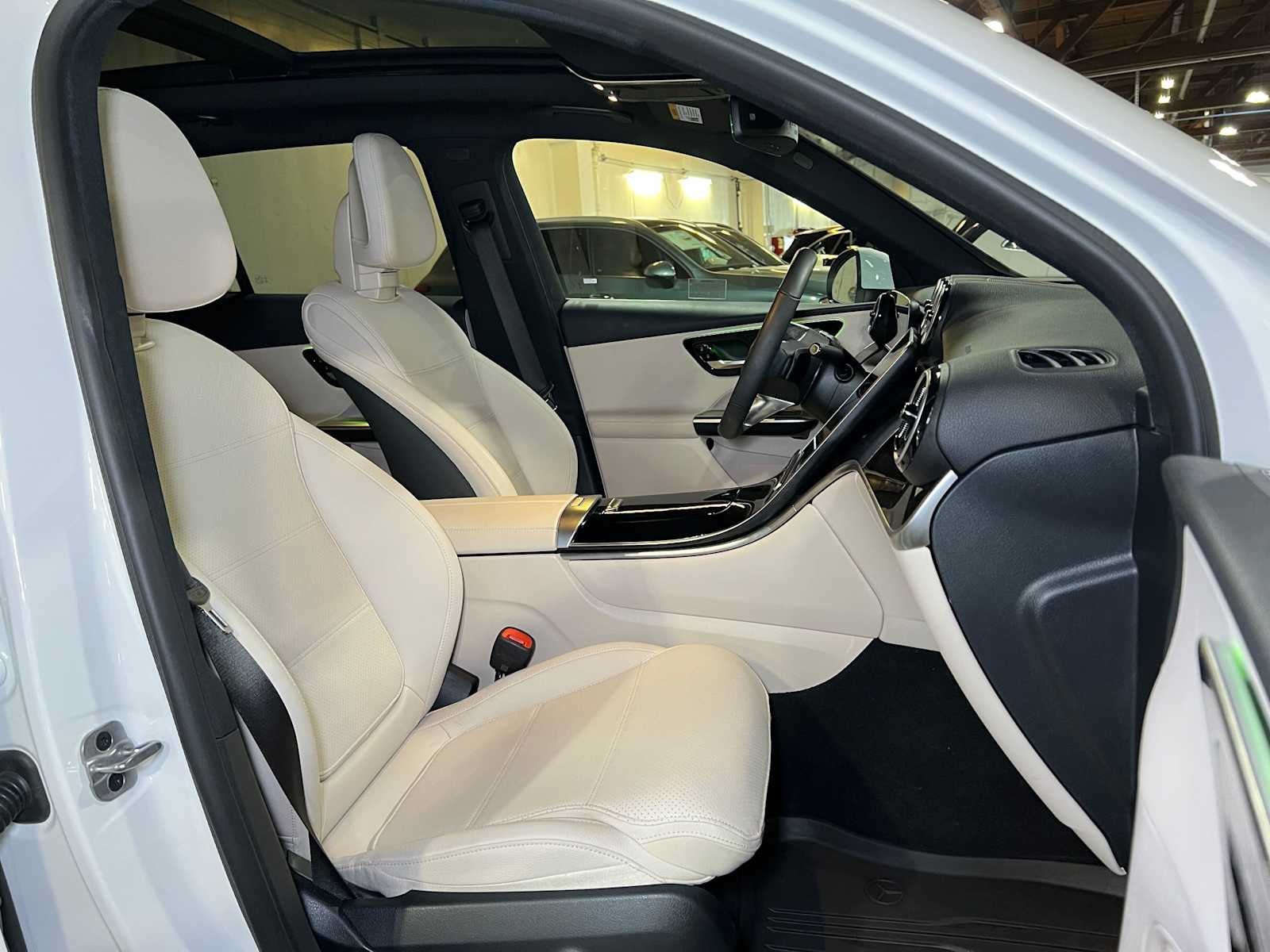2026 Mercedes-Benz GLC 300 4MATIC® SUV