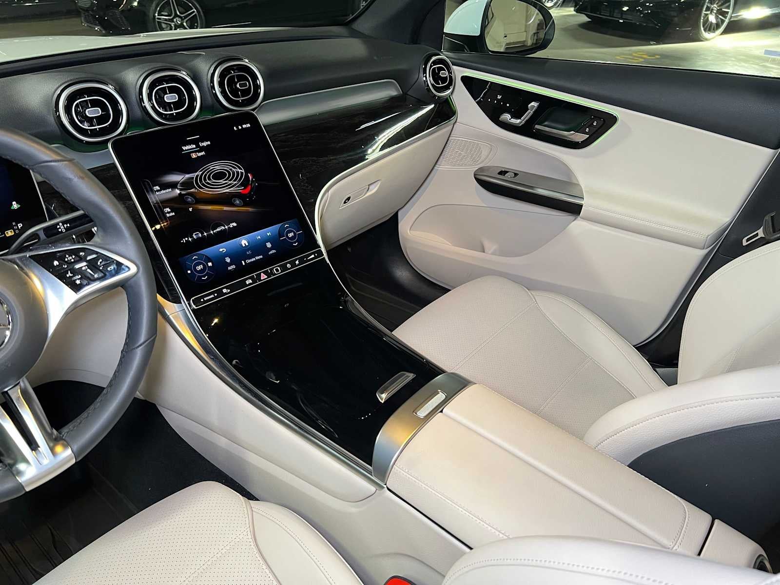 2026 Mercedes-Benz GLC 300 4MATIC® SUV