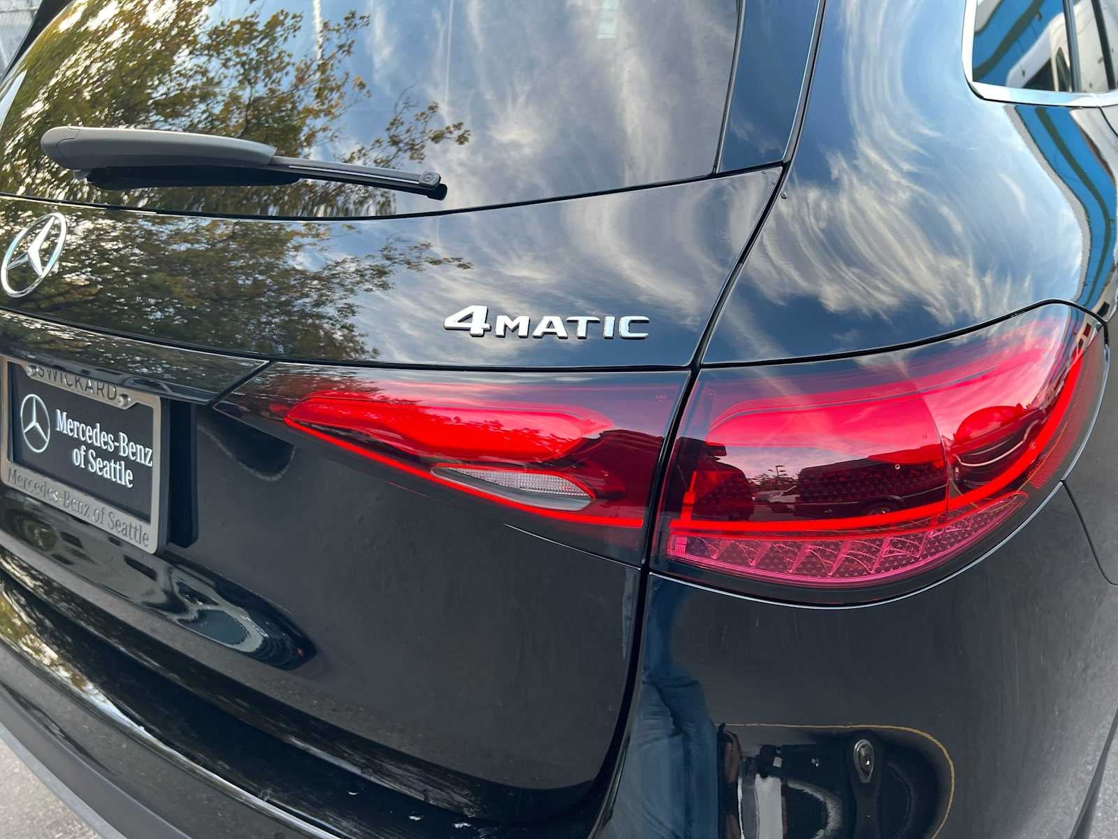 2026 Mercedes-Benz GLC 300 4MATIC® SUV
