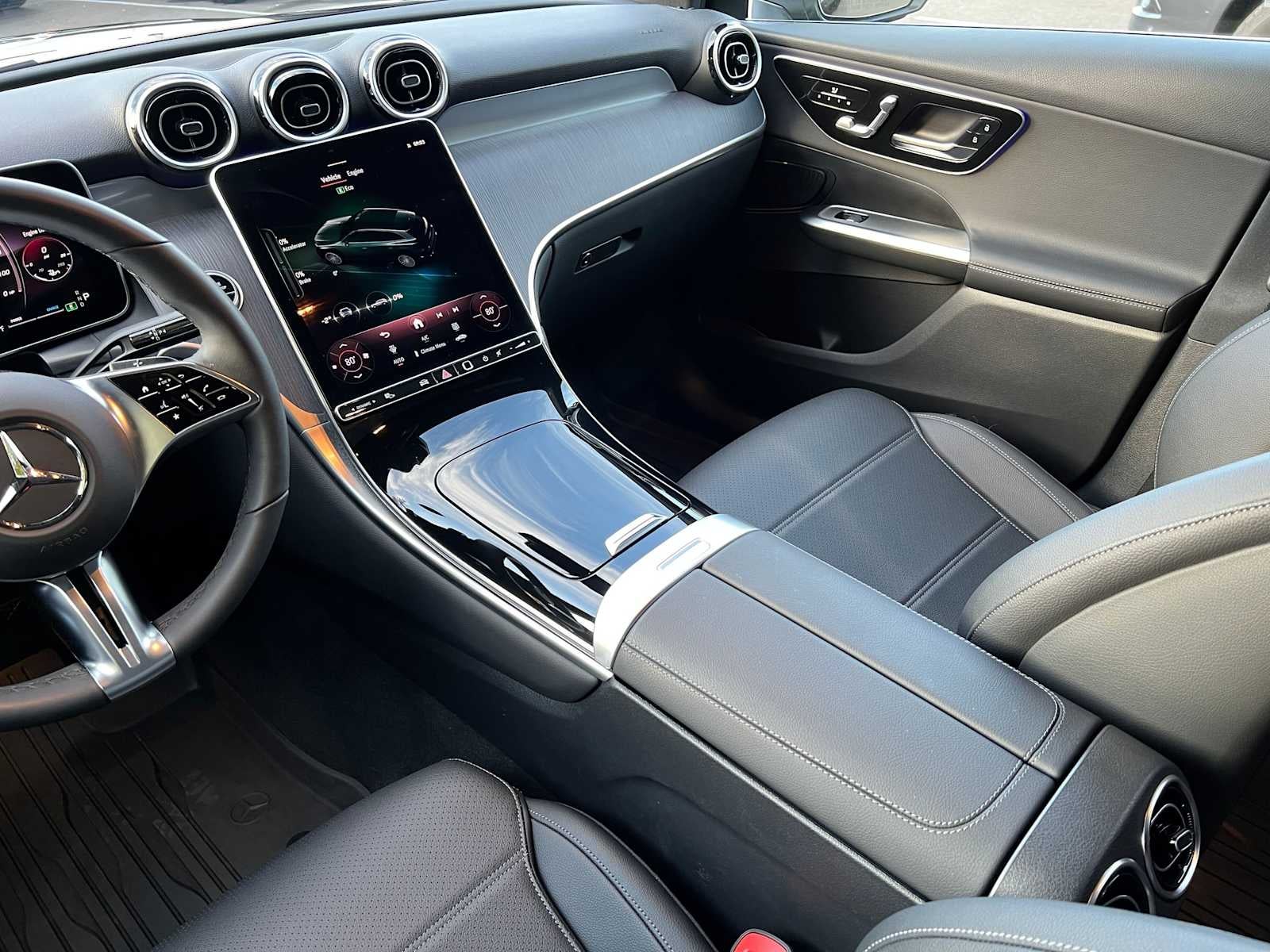 2026 Mercedes-Benz GLC 300 4MATIC® SUV