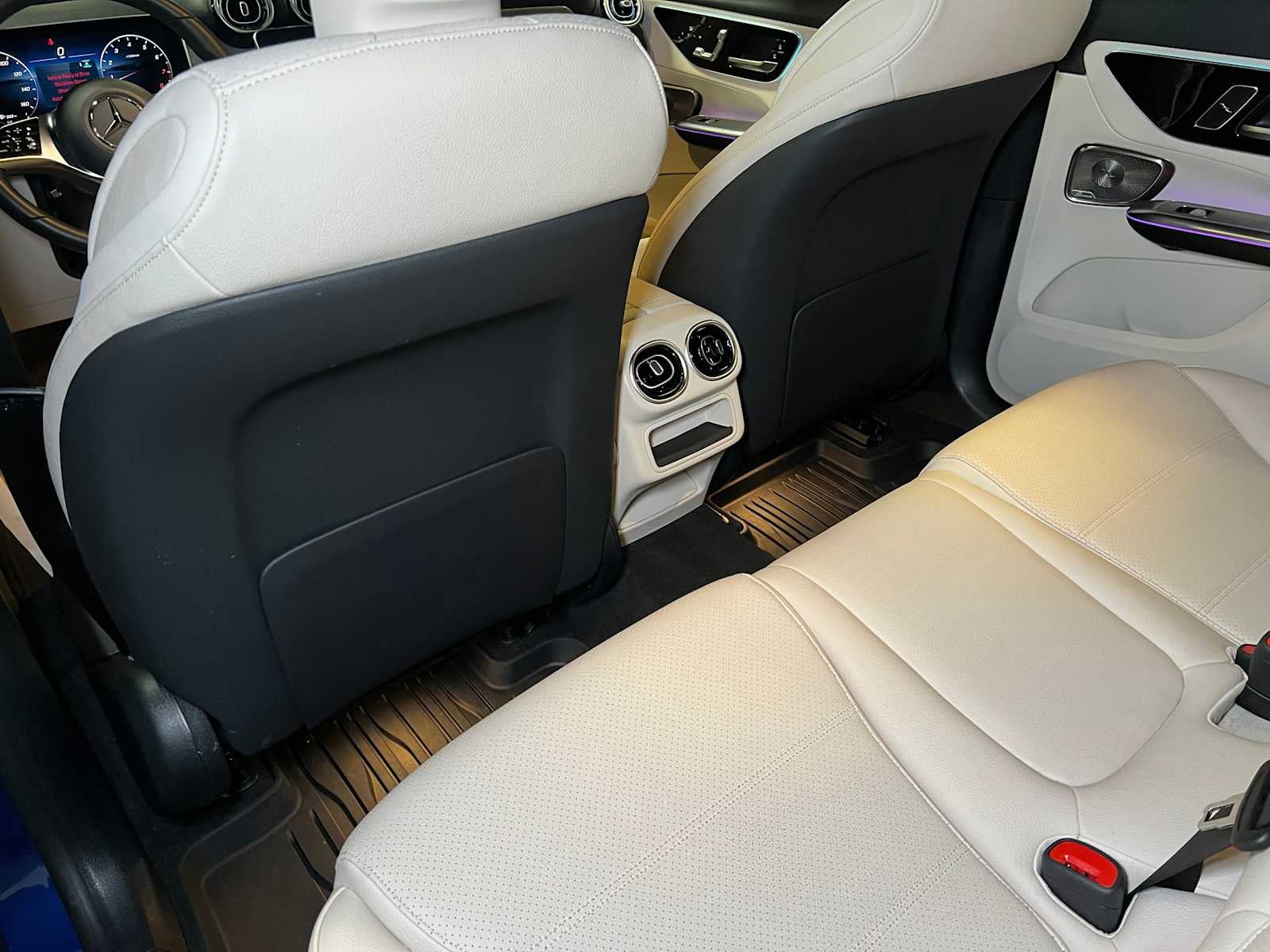 2025 Mercedes-Benz GLC GLC 300