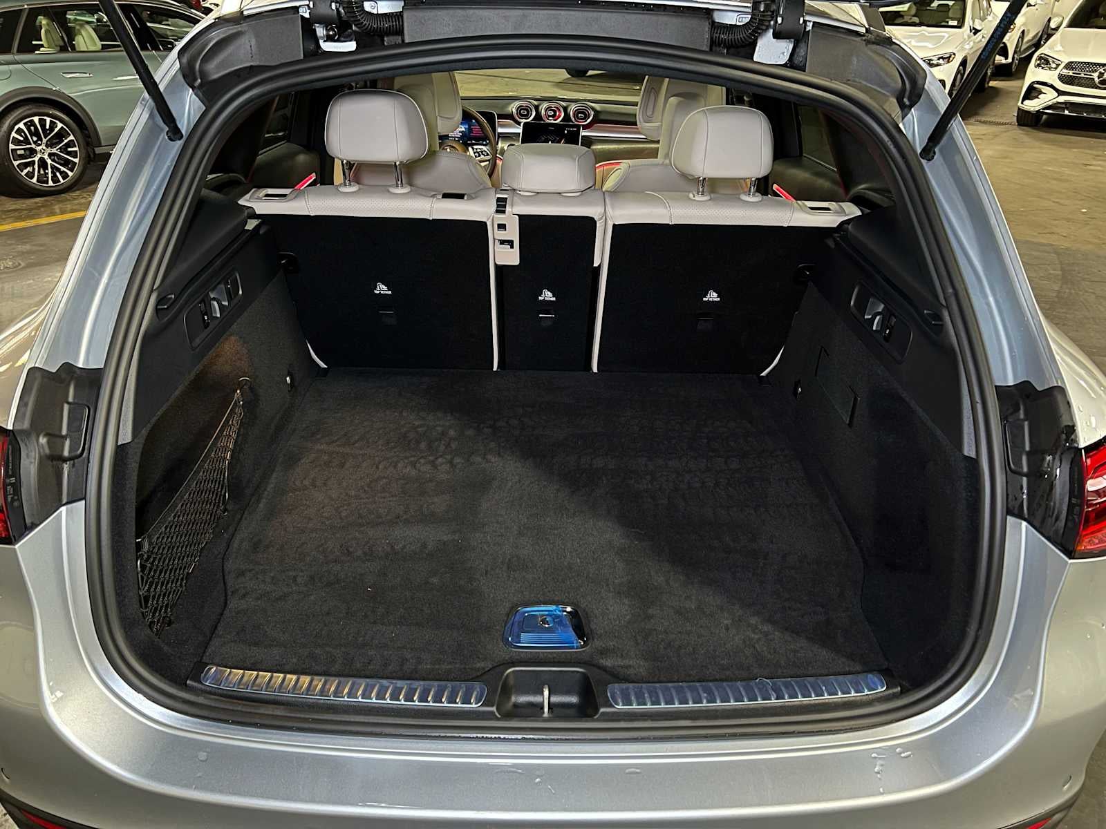 2025 Mercedes-Benz GLC 300 GLC 300