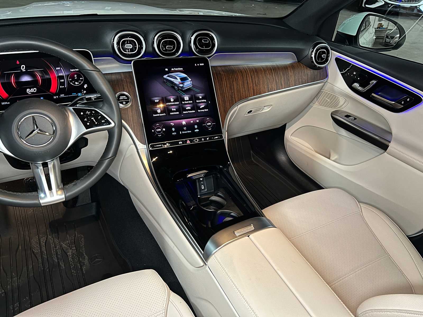 2026 Mercedes-Benz GLC 300 4MATIC® SUV