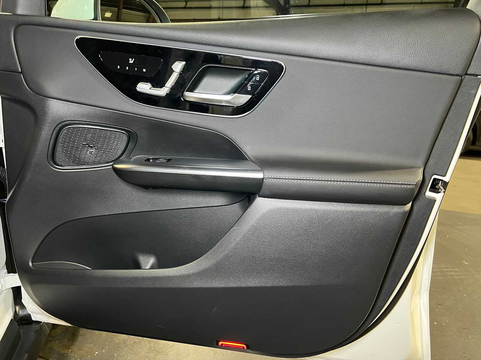 2025 Mercedes-Benz GLC GLC 300