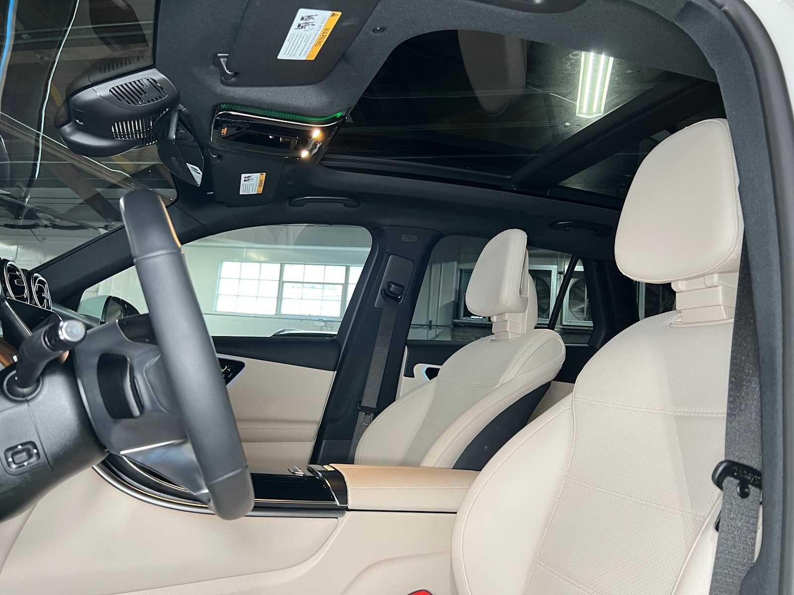 2025 Mercedes-Benz GLC 300 GLC 300