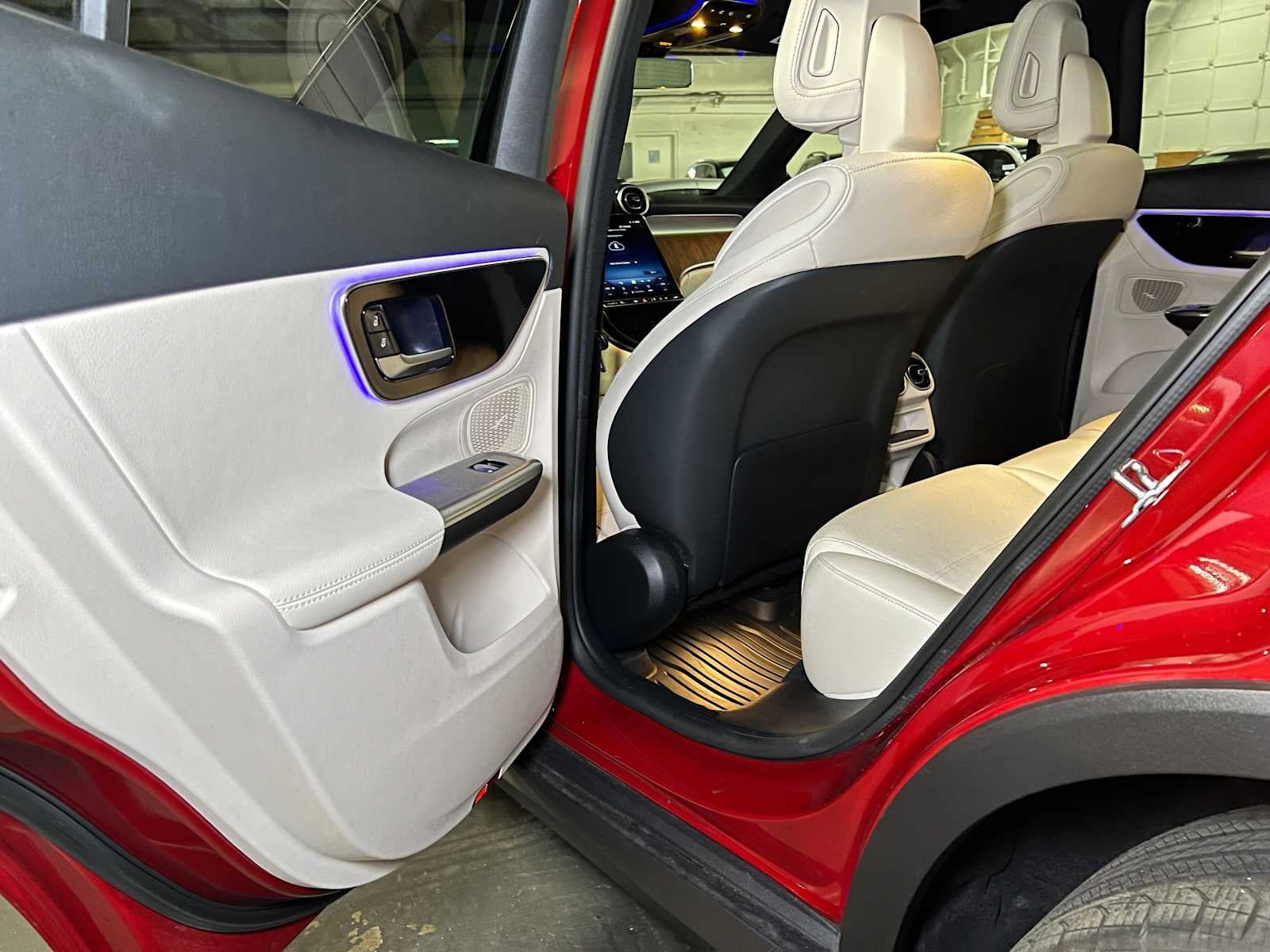 2026 Mercedes-Benz GLC 300 4MATIC® SUV