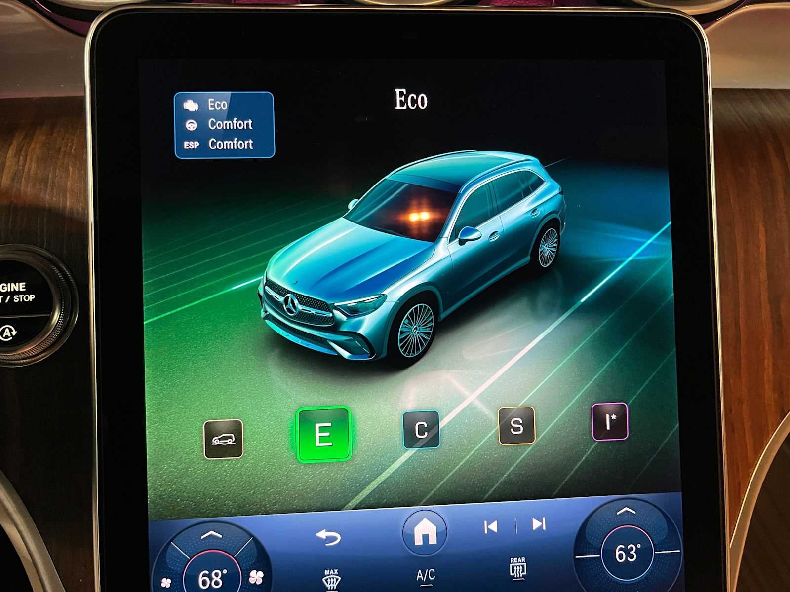 2026 Mercedes-Benz GLC 300 4MATIC® SUV