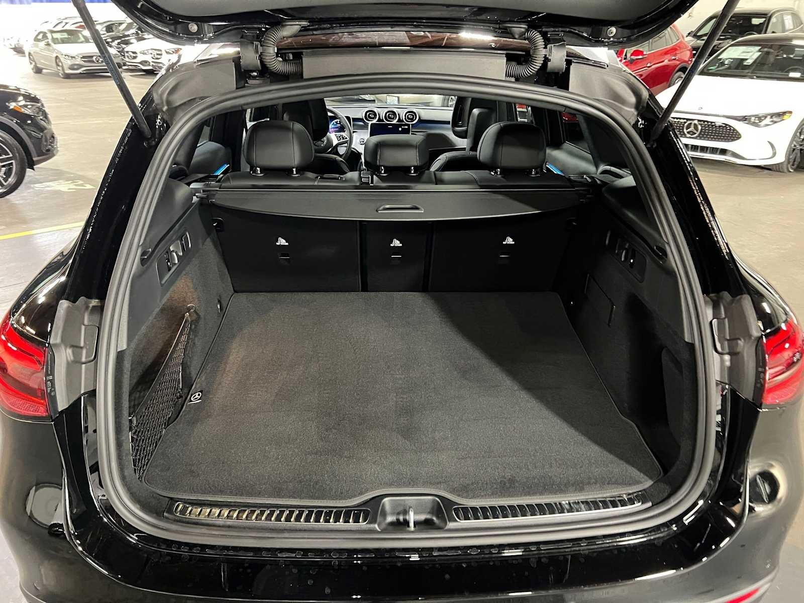 2026 Mercedes-Benz GLC 300 4MATIC® SUV