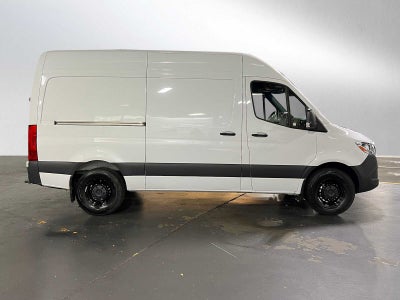 2025 Mercedes-Benz Sprinter 2500 Standard Roof I4 Diesel 144" RWD