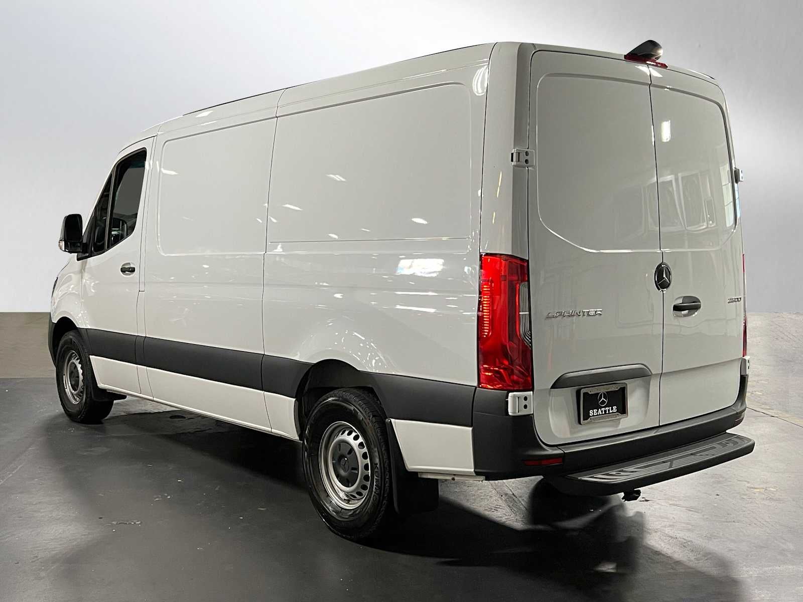 2025 Mercedes-Benz Sprinter 2500 Standard Roof I4 Diesel 144" RWD