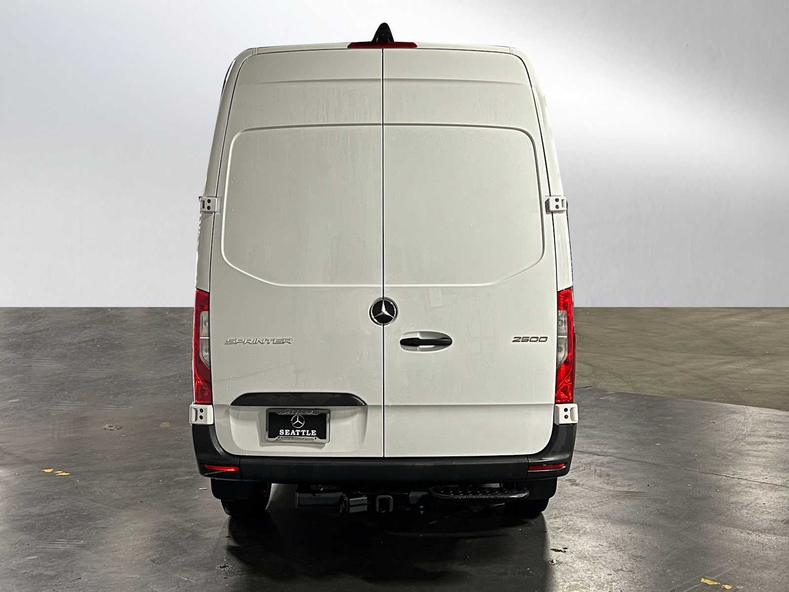 2025 Mercedes-Benz Sprinter 2500 Standard Roof I4 Diesel HO 144" RWD