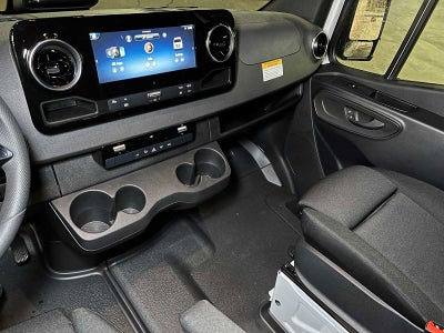 2025 Mercedes-Benz Sprinter 2500 High Roof I4 Diesel HO 170" RWD