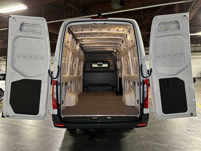 2024 Mercedes-Benz Sprinter 2500 High Roof I4 Diesel HO 170" RWD