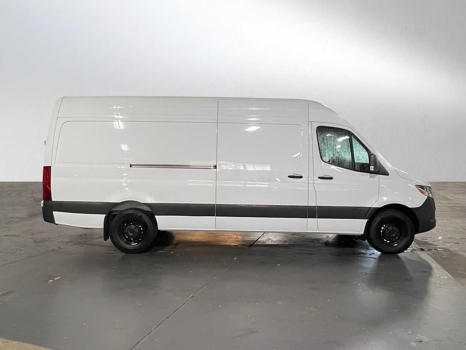 2024 Mercedes-Benz Sprinter 2500 High Roof I4 Diesel HO 170" RWD