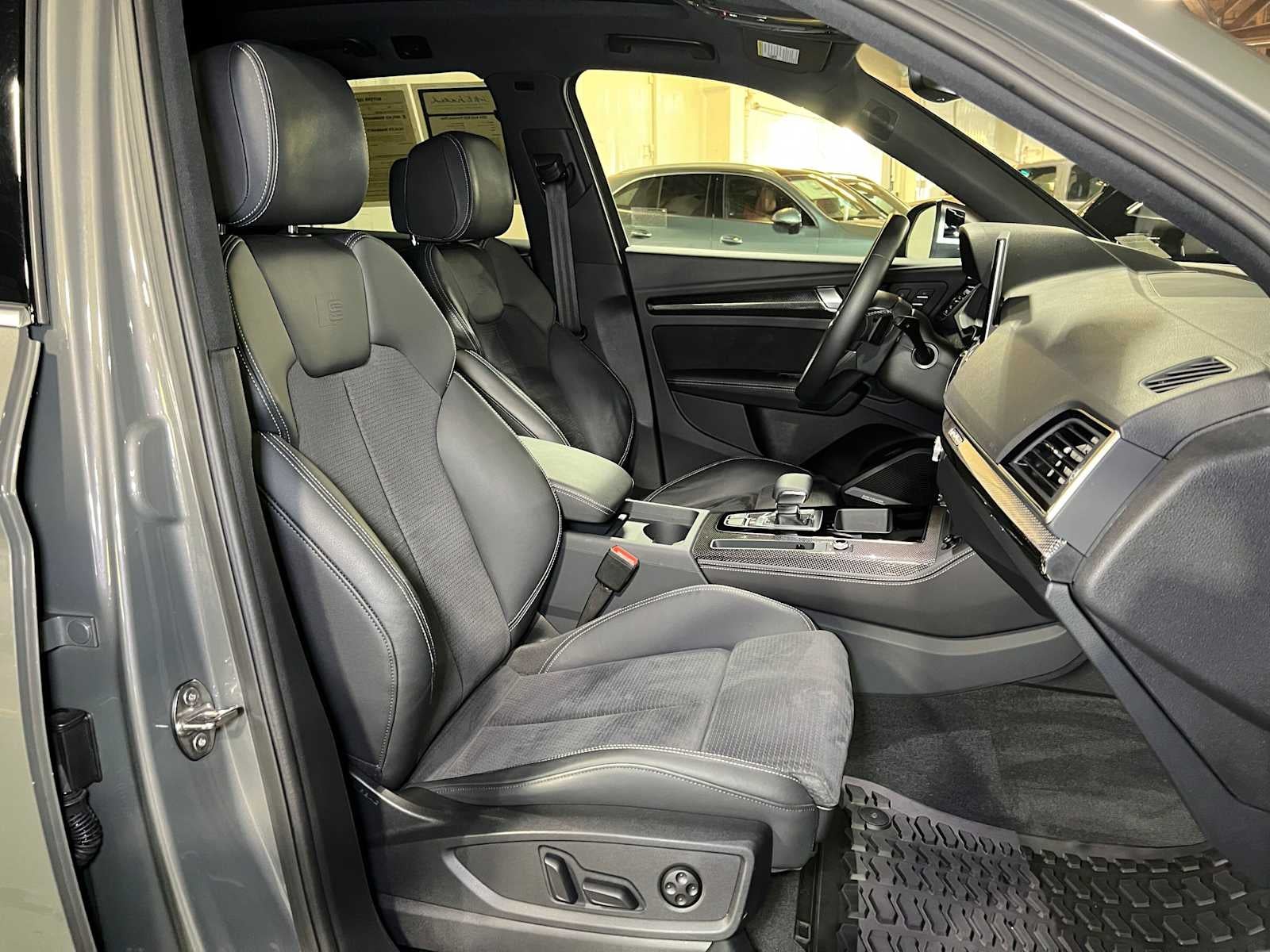 2024 Audi SQ5 Premium Plus