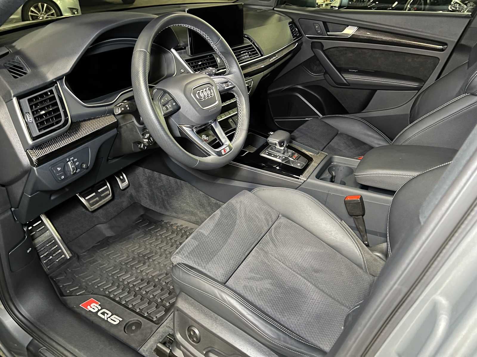 2024 Audi SQ5 Premium Plus