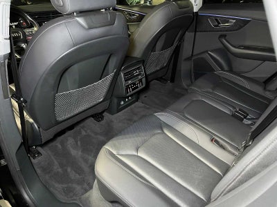 2022 Audi Q8 Premium Plus