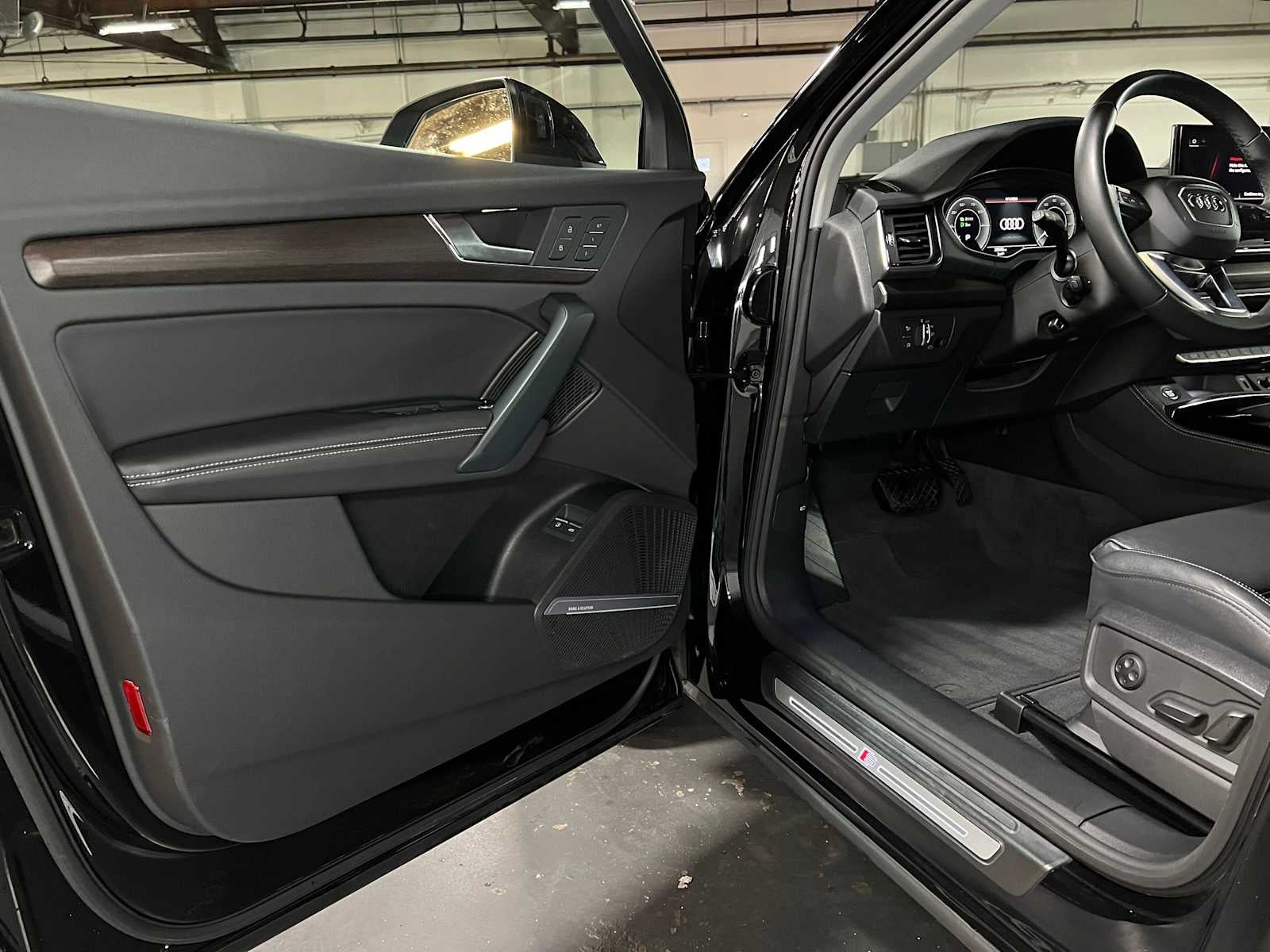 2023 Audi Q5 S line Premium Plus
