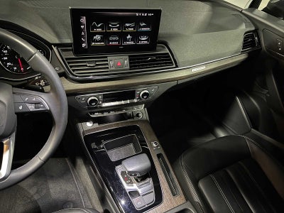 2023 Audi Q5 S line Premium