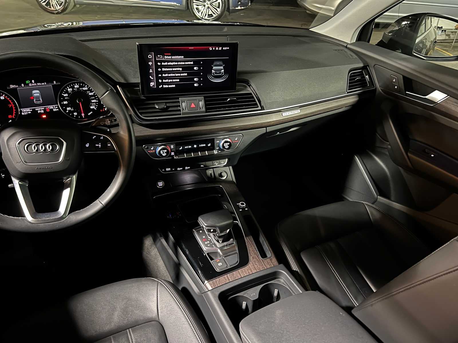 2023 Audi Q5 S line Premium
