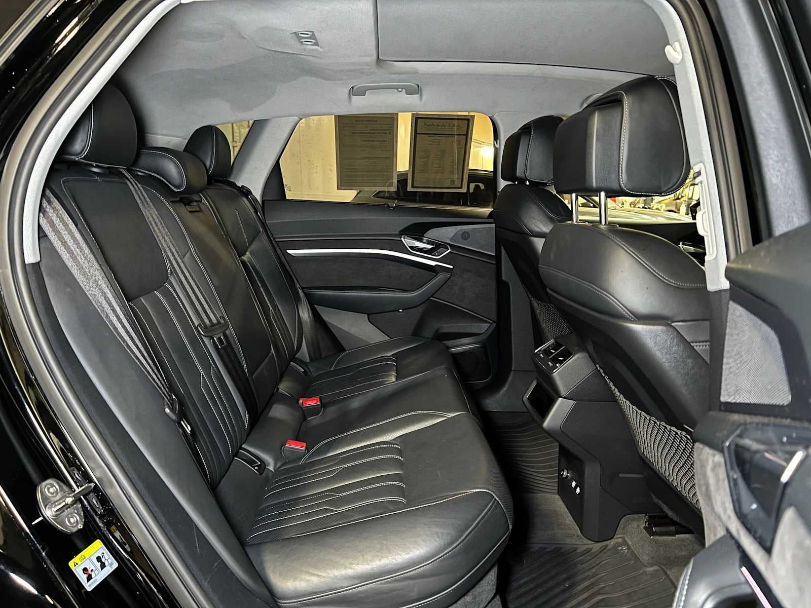 2019 Audi e-tron Prestige